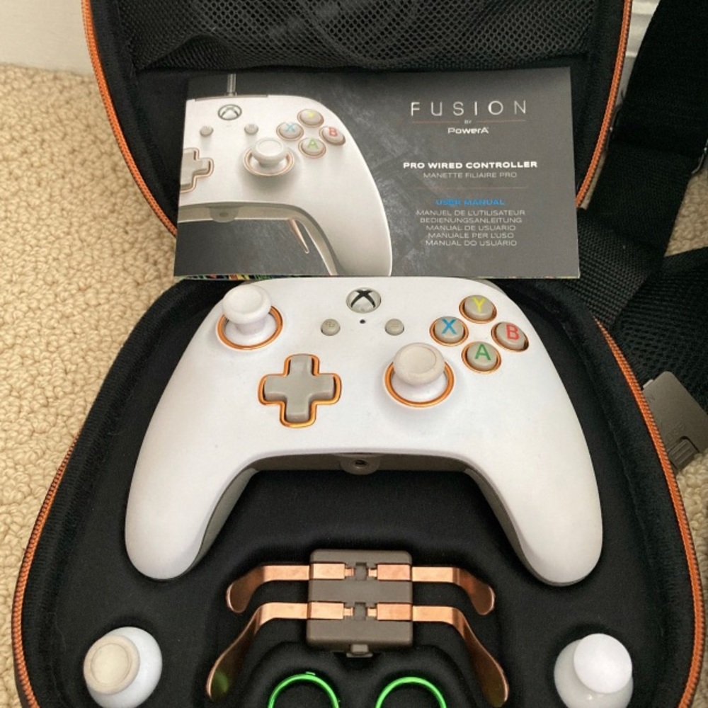 Wired XBOX ONE FusionS Pro Controller